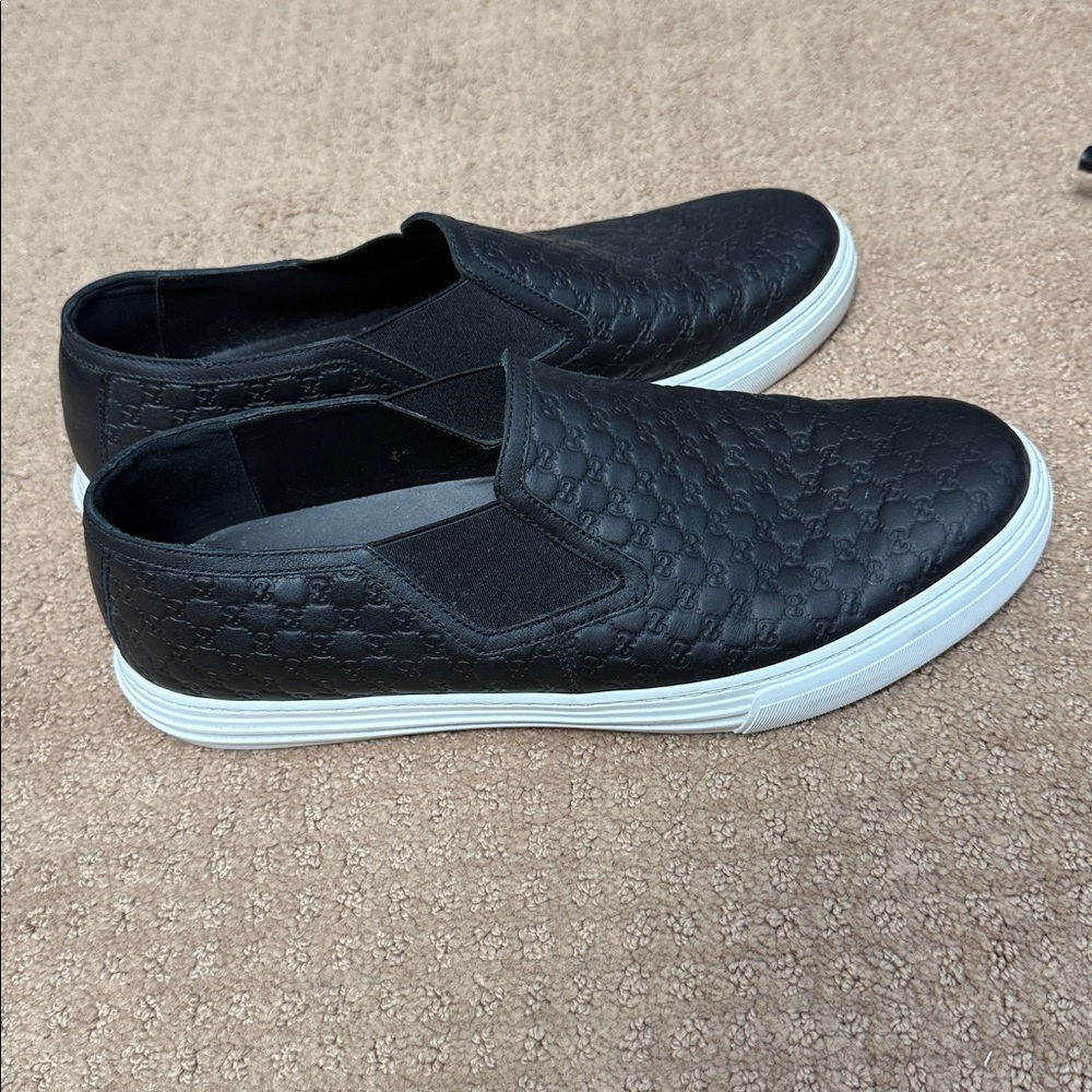 Gucci Black Embossed Slip-On Loafers - Picture 4 of 6